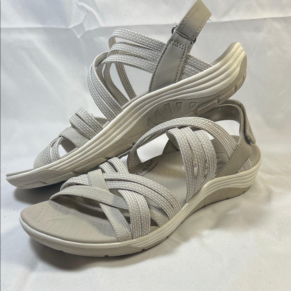 Skechers Women's Sandals in Light Gray